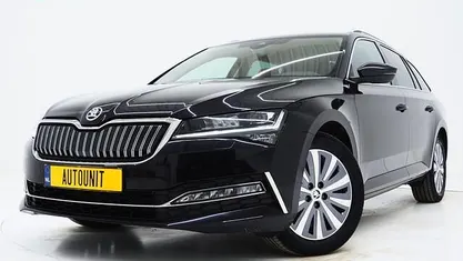 Occasion 2021 Skoda Superb Style Stationwagen | € 26.840 (Eerlijke prijs)