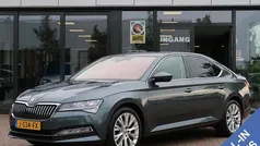 Gebruikt 2020 Skoda Superb Business Line Hatchback | € 22.850 (Eerlijke prijs)