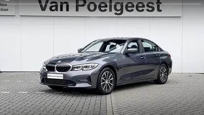 Occasion 2020 BMW 330e Comfort Edition Sedan | € 28.900 (Super prijs)