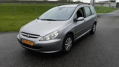 Grijs Gebruikt 2005 Peugeot 307 Premium Stationwagen | € 1.100 (Eerlijke prijs)