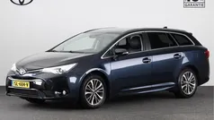 Gebruikt 2017 Toyota Avensis Executive Stationwagen | € 19.445 (Eerlijke prijs)