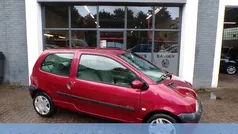 Rood Gebruikt 2002 Renault Twingo Dynamique Hatchback | € 999 (Eerlijke prijs)