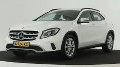 Poolwit Gebruikt 2019 Mercedes GLA180 Business SUV | € 25.745 (Eerlijke prijs)