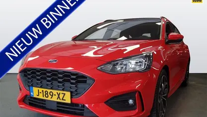 Rood Occasion 2020 Ford Focus Business Edition Stationwagen | € 14.950 (Eerlijke prijs)