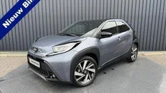 Blauw Gebruikt 2024 Toyota Aygo Envy Hatchback | € 22.950 (Eerlijke prijs)