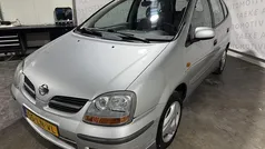 Grijs Gebruikt 2003 Nissan Almera Tino MPV | € 1.450 (Eerlijke prijs)
