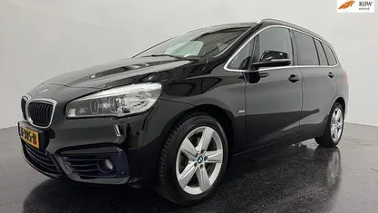 Occasion 2016 BMW 218 Sport Line Stationwagen | € 12.495 (Eerlijke prijs)