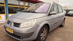 Beige Gebruikt 2005 Renault Grand Scénic II Expression MPV | € 1.750 (Eerlijke prijs)