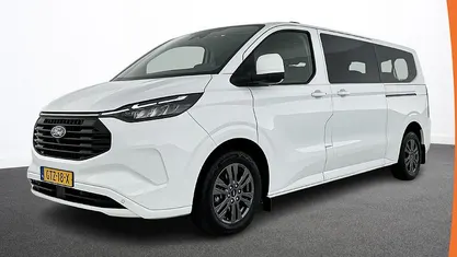 Occasion 2025 Ford Transit Custom Limited MPV | € 58.890 (Eerlijke prijs)