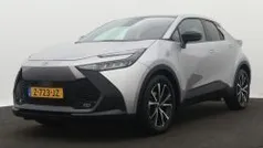 Grijs Gebruikt 2024 Toyota C-HR SUV | € 32.445 (Super prijs)