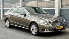 Grijs Gebruikt 2010 Mercedes E200 Business Sedan | € 10.950 (Eerlijke prijs)