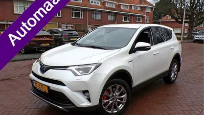 Gebruikt 2017 Toyota RAV4 SUV | € 22.944 (Eerlijke prijs)