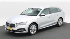 Grijs Gebruikt 2020 Skoda Octavia Business Line Stationwagen | € 16.850 (Eerlijke prijs)