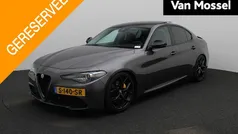 Grijs Gebruikt 2019 Alfa Romeo Giulia Tech Edition Sedan | € 28.900 (Eerlijke prijs)