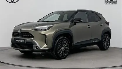 Grijs Occasion 2022 Toyota Yaris Cross Limited SUV | € 26.900 (Eerlijke prijs)