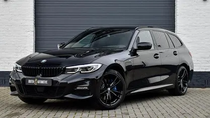 Occasion BMW 330 Executive 292 PK (214 kW) 2020 Zwart Stationwagen
