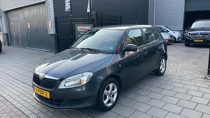Occasion Skoda Fabia Comfort 60 PK (44 kW) 2011 Grijs Hatchback
