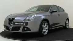 Grijs Gebruikt 2015 Alfa Romeo Giulietta Sprint Hatchback | € 16.925 (Eerlijke prijs)