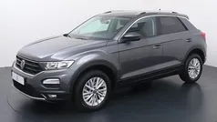 Grijs, metallic lak Gebruikt 2021 VW T-Roc Style SUV | € 22.440 (Eerlijke prijs)