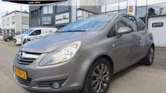 Bruin Gebruikt 2011 Opel Corsa Edition Hatchback | € 2.750 (Eerlijke prijs)