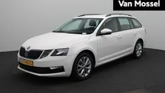 Wit Gebruikt 2019 Skoda Octavia Business Line Stationwagen | € 13.900 (Eerlijke prijs)
