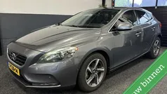 Grijs Gebruikt 2013 Volvo V40 Summum Stationwagen | € 5.849 (Eerlijke prijs)