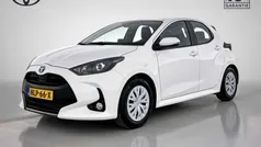Wit Gebruikt 2024 Toyota Yaris Hybrid Active Hatchback | € 23.445 (Eerlijke prijs)