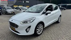 Wit Gebruikt 2018 Ford Fiesta Titanium Hatchback | € 7.249 (Eerlijke prijs)