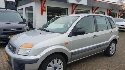 Gebruikt 2006 Ford Fusion MPV | € 2.950 (Eerlijke prijs)