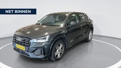 Grijs, metallic lak Gebruikt 2022 Audi Q2 Advanced SUV | € 29.440 (Eerlijke prijs)