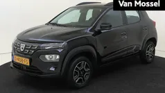 Gebruikt 2023 Dacia Spring Comfort Hatchback | € 11.440 (Eerlijke prijs)