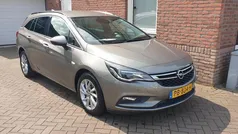 Grijs Gebruikt 2017 Opel Astra Innovation Stationwagen | € 8.500 (Super prijs)