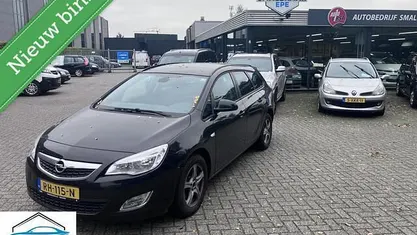 Gebruikt 2011 Opel Astra Edition Stationwagen | € 3.750 (Eerlijke prijs)