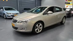 Beige Gebruikt 2010 Opel Astra Edition Hatchback | € 6.350 (Eerlijke prijs)