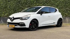 Wit Gebruikt 2014 Renault Clio R.S. R.S. Hatchback | € 12.990 (Eerlijke prijs)
