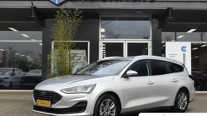 Grijs Occasion 2023 Ford Focus Titanium Stationwagen | € 22.395 (Goede deal)