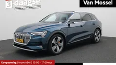 Blauw Gebruikt 2020 Audi e-tron Design SUV | € 31.400 (Eerlijke prijs)