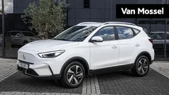 Wit Gebruikt 2022 MG ZS Luxury Sedan | € 25.995 (Eerlijke prijs)