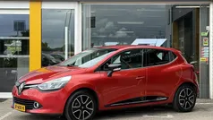 Rood Gebruikt 2014 Renault Clio IV Dynamique Hatchback | € 8.745 (Eerlijke prijs)