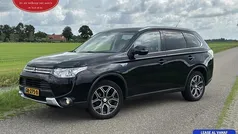 Zwart Gebruikt 2015 Mitsubishi Outlander Instyle SUV | € 8.950 (Goede deal)