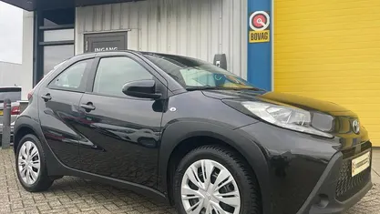 Gebruikt 2023 Toyota Aygo X Play SUV | € 15.850 (Goede deal)