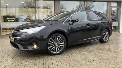 Occasion 2017 Toyota Avensis Executive Stationwagen | € 18.900 (Eerlijke prijs)