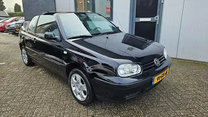 Occasion VW Golf IV Trendline 75 PK (55 kW) 2000 Zwart Cabriolet