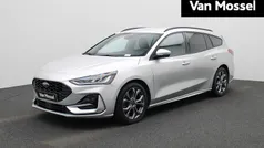 Gebruikt 2023 Ford Focus ST-Line Stationwagen | € 25.940 (Eerlijke prijs)