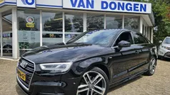 Zwart Gebruikt 2020 Audi A3 S-Line Sedan | € 23.945 (Super prijs)