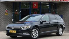Zwart Gebruikt 2016 VW Passat Stationwagen | € 16.385 (Goede deal)