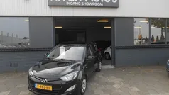 Zwart, metallic lak Gebruikt 2013 Hyundai i20 Hatchback | € 5.950 (Eerlijke prijs)