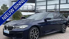 Gebruikt 2023 BMW 530e M Sport Stationwagen | € 45.950 (Eerlijke prijs)