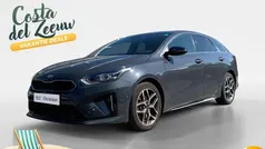 Grijs Gebruikt 2021 Kia ProCeed GT-Line Hatchback | € 21.930 (Eerlijke prijs)