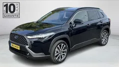 Zwart Gebruikt 2023 Toyota Corolla Cross SUV | € 34.880 (Eerlijke prijs)